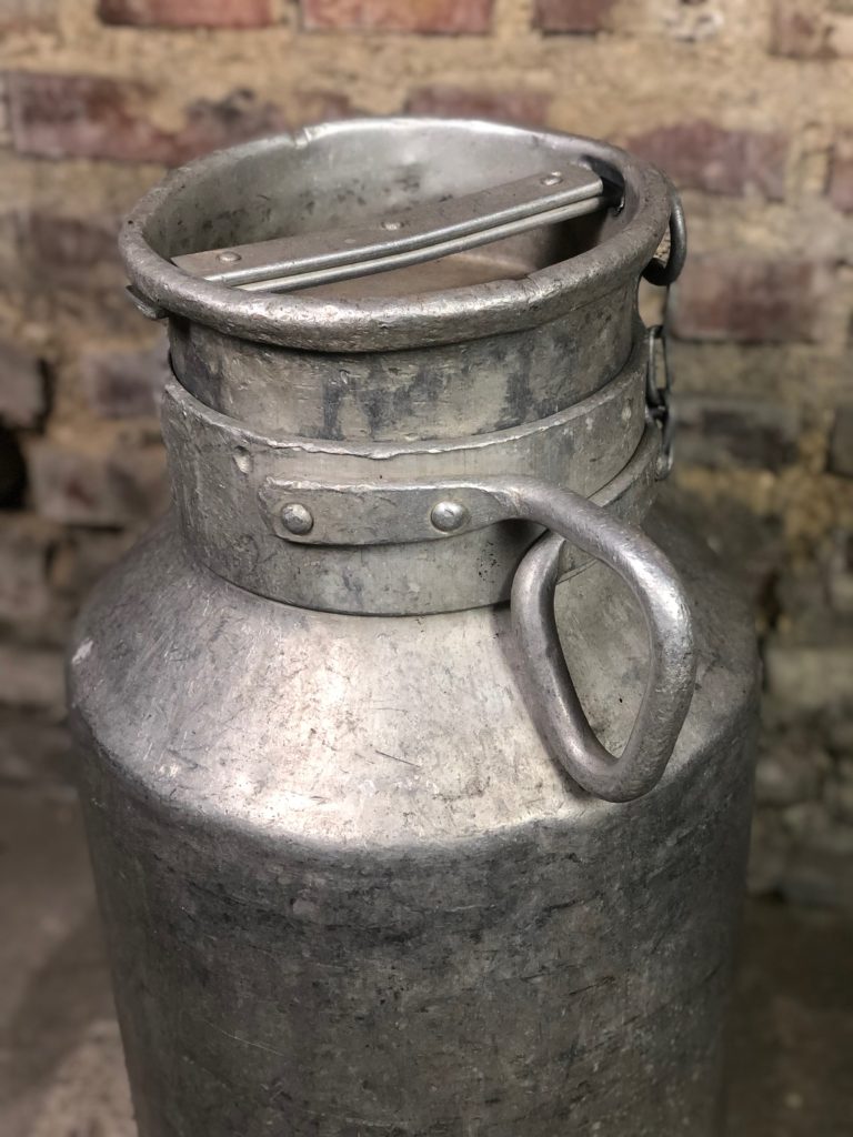 Brocante De La Ferme