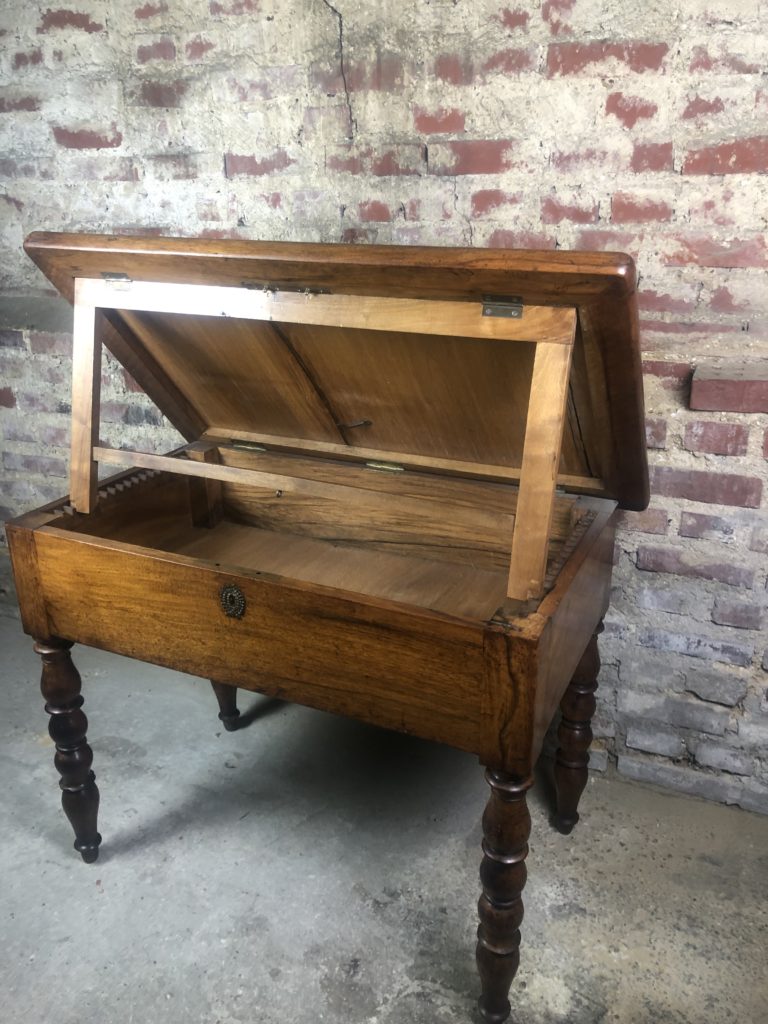 Brocante De La Ferme