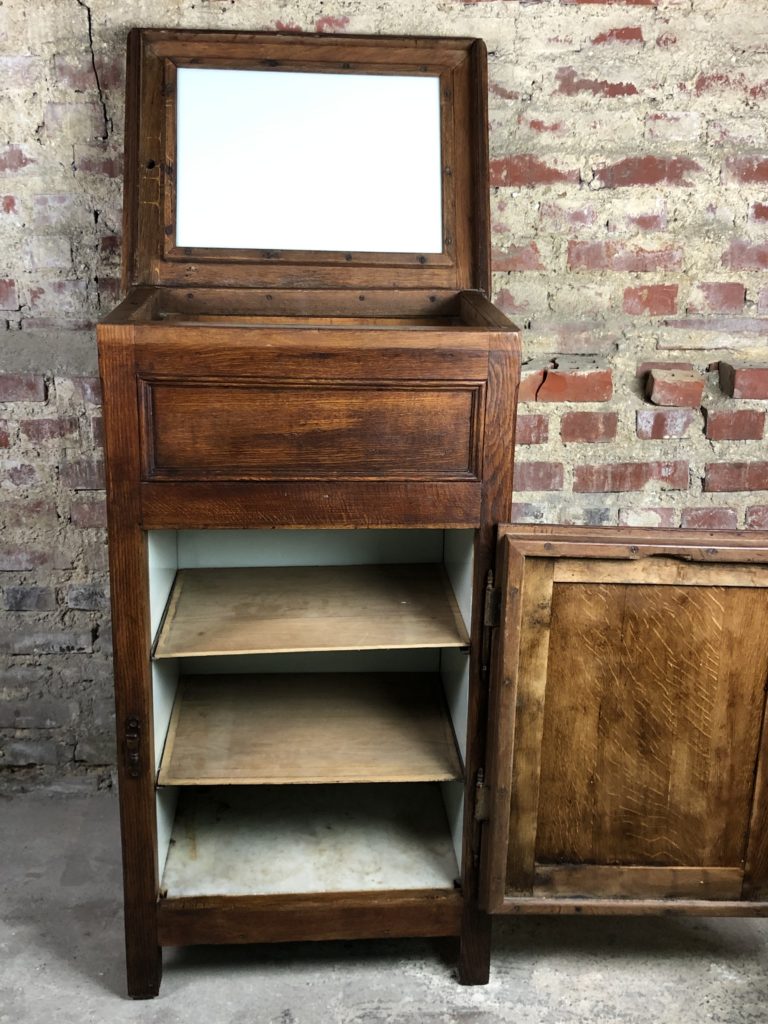 Brocante De La Ferme