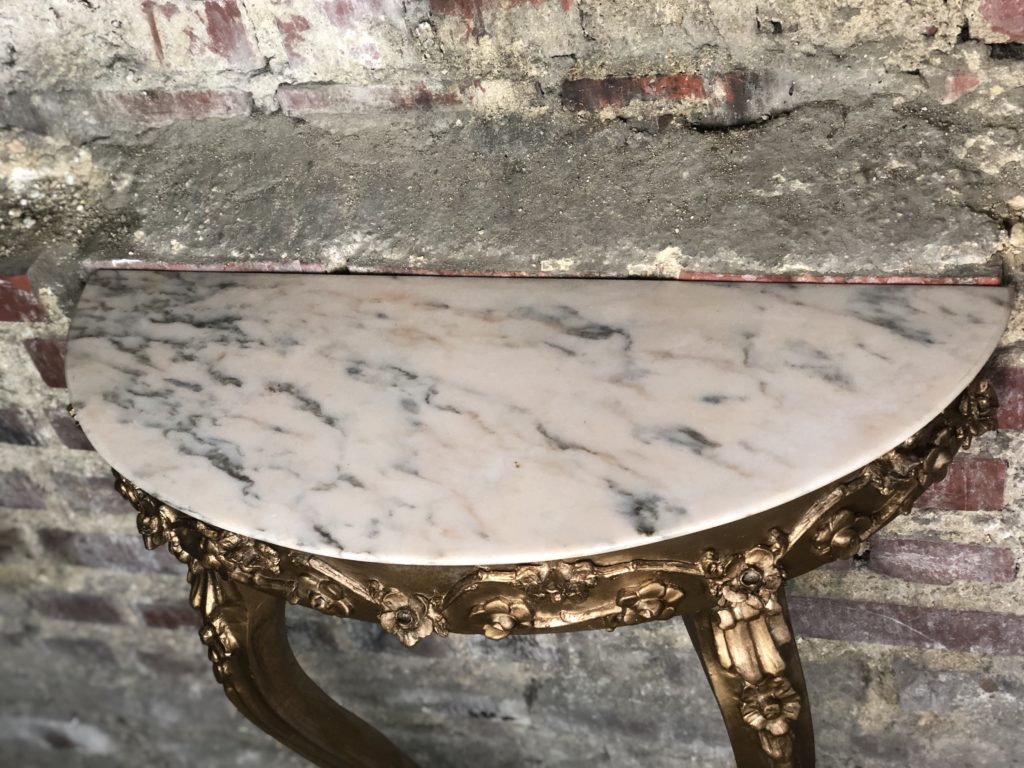 Brocante De La Ferme