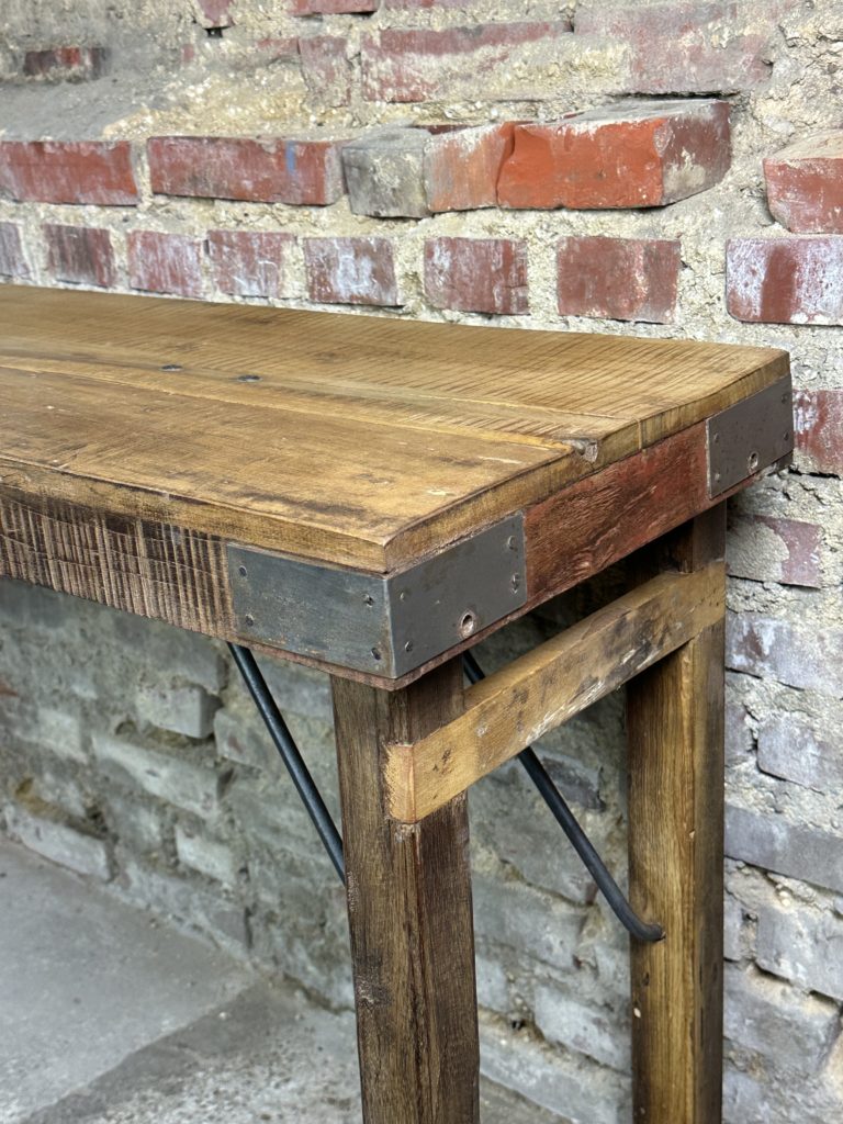 Brocante De La Ferme
