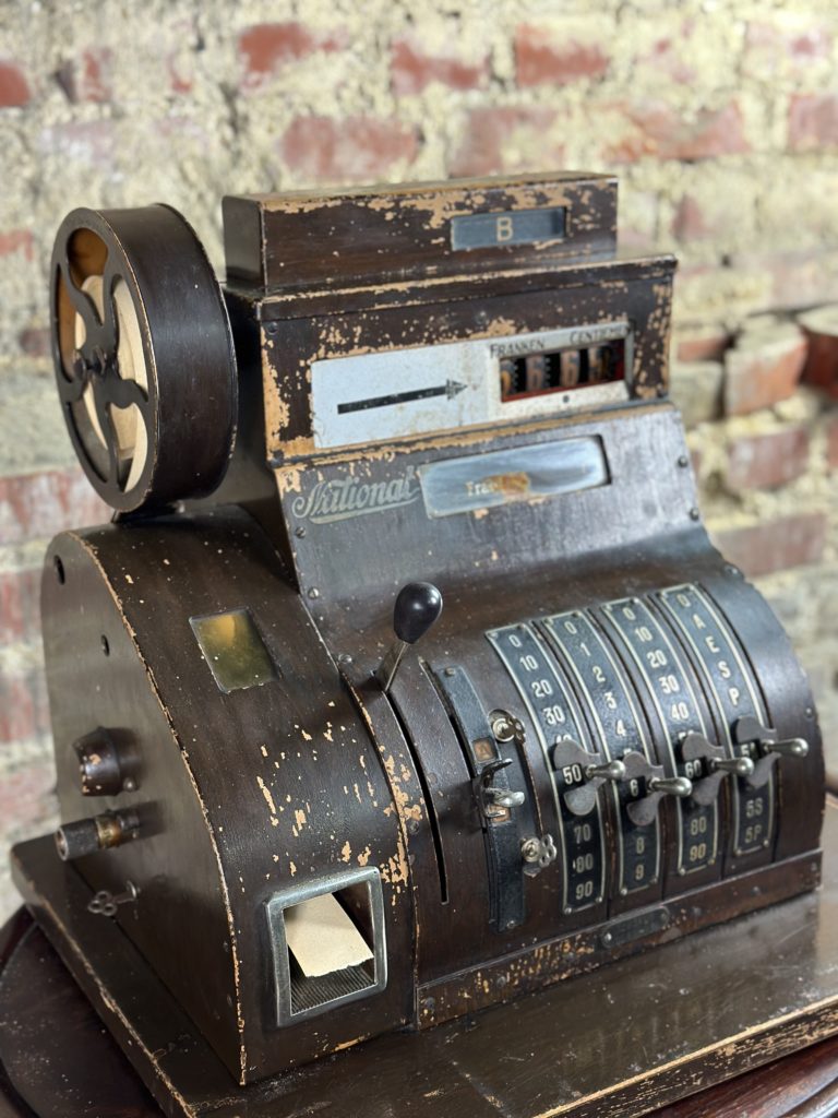 Brocante De La Ferme