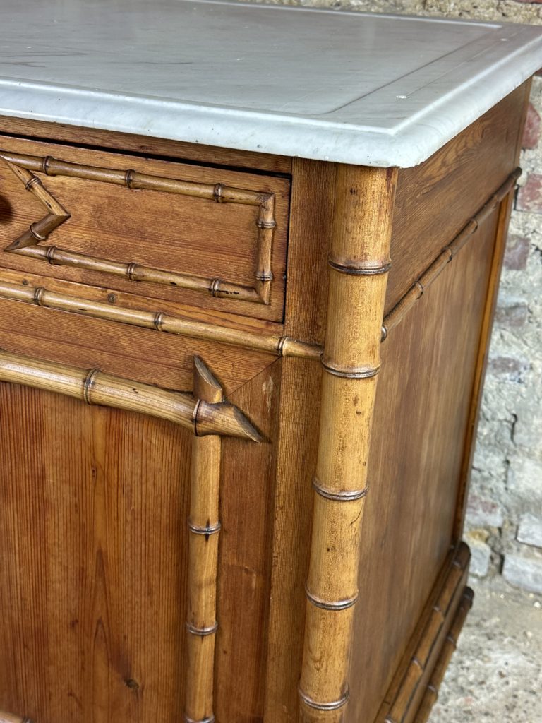 Brocante De La Ferme