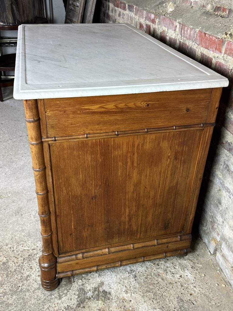 Brocante De La Ferme