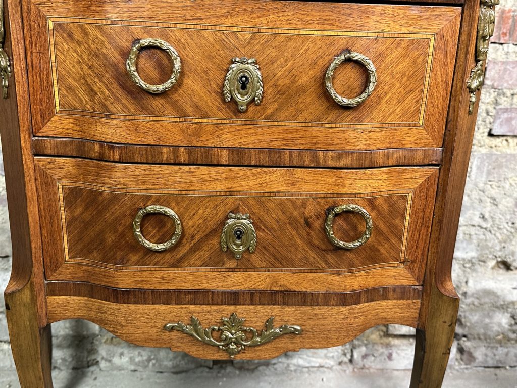 Brocante De La Ferme