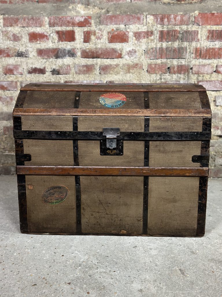 Brocante De La Ferme