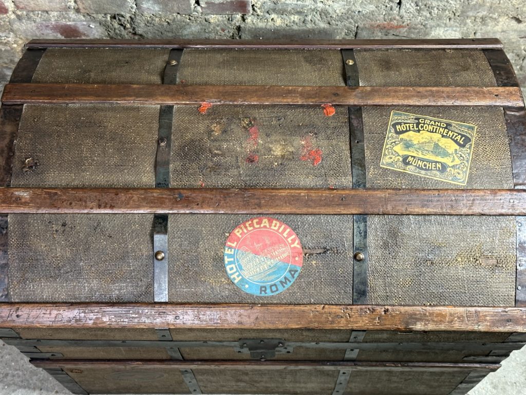 Brocante De La Ferme