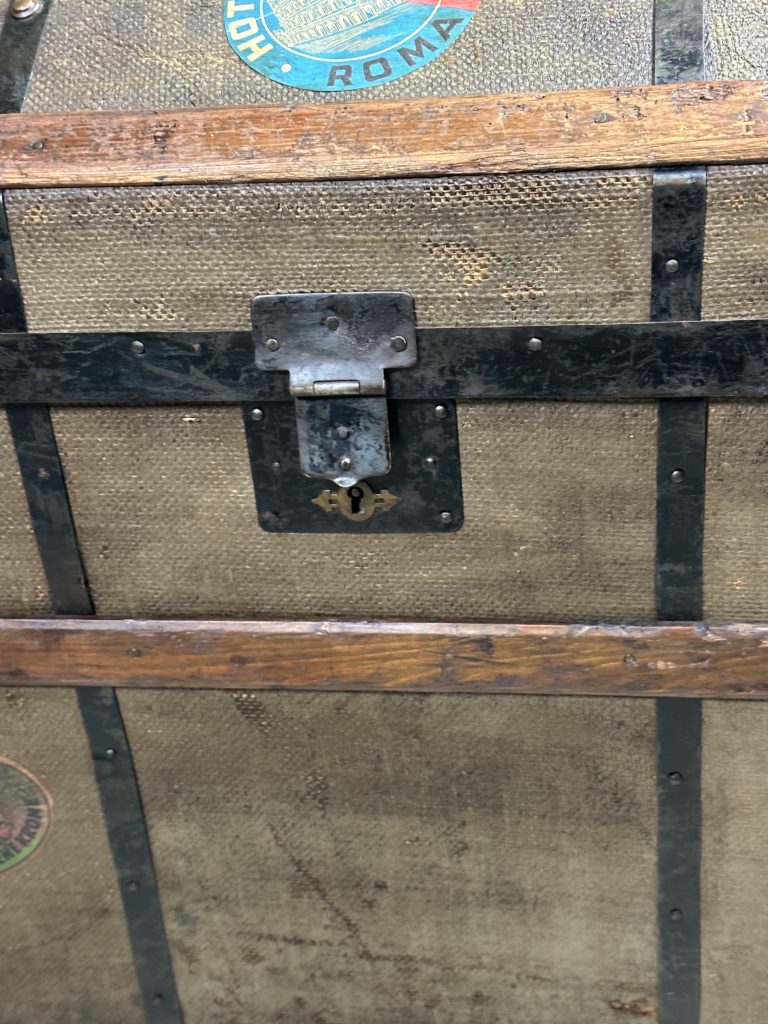 Brocante De La Ferme