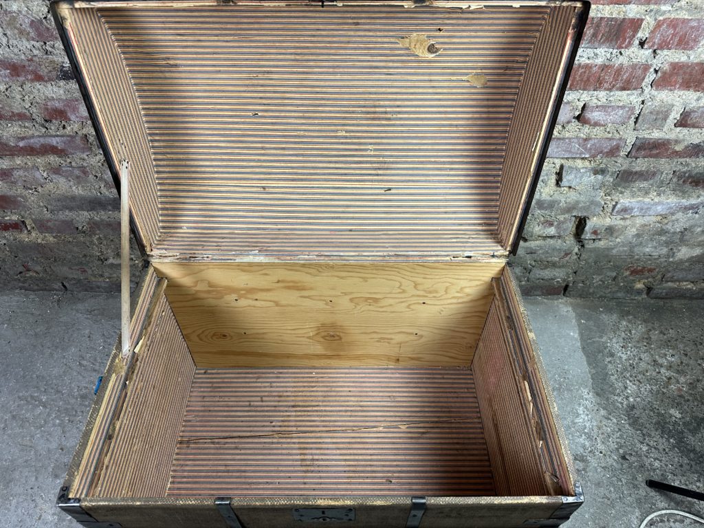 Brocante De La Ferme