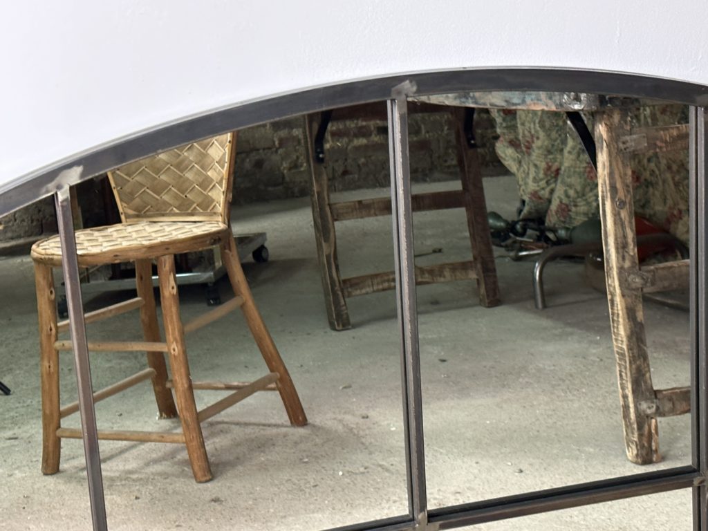 Brocante De La Ferme