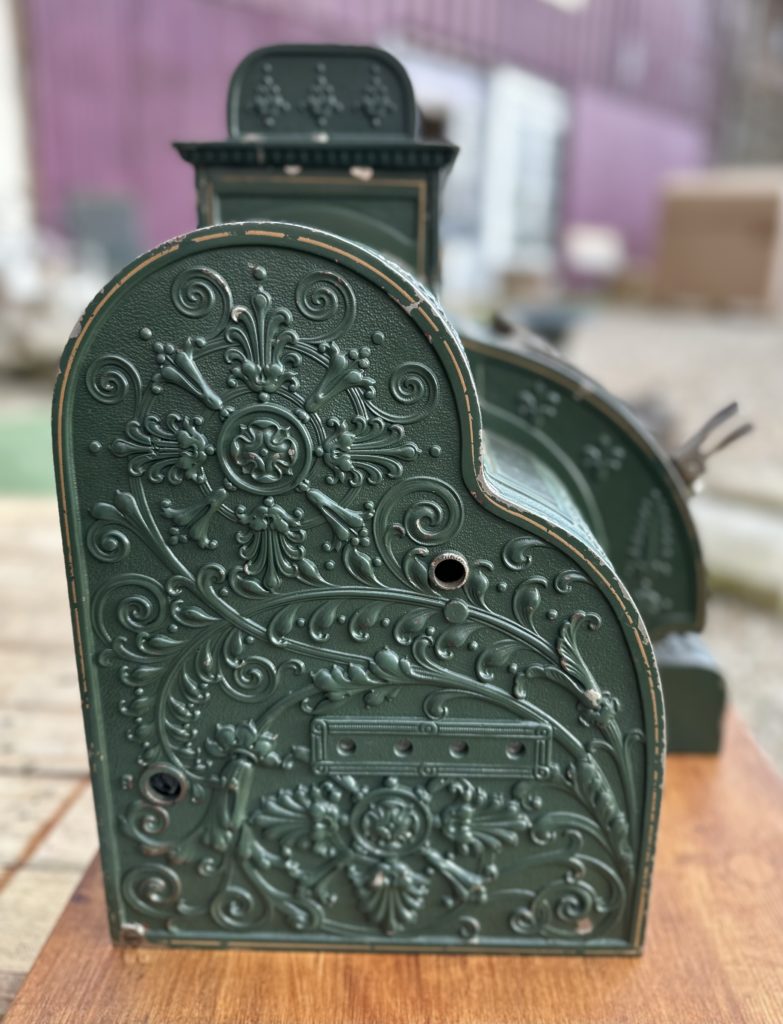 Brocante De La Ferme