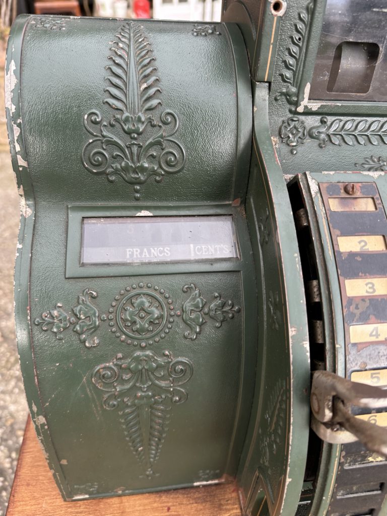 Brocante De La Ferme
