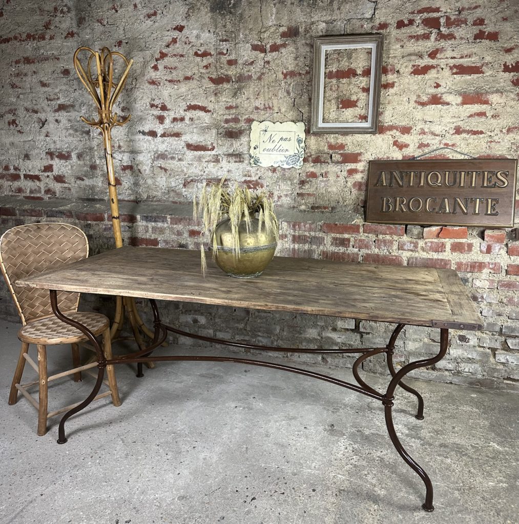 Brocante De La Ferme