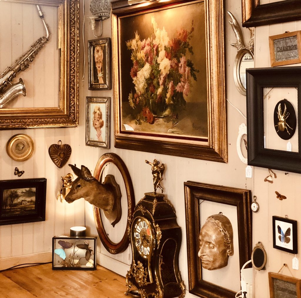 Brocante De La Ferme