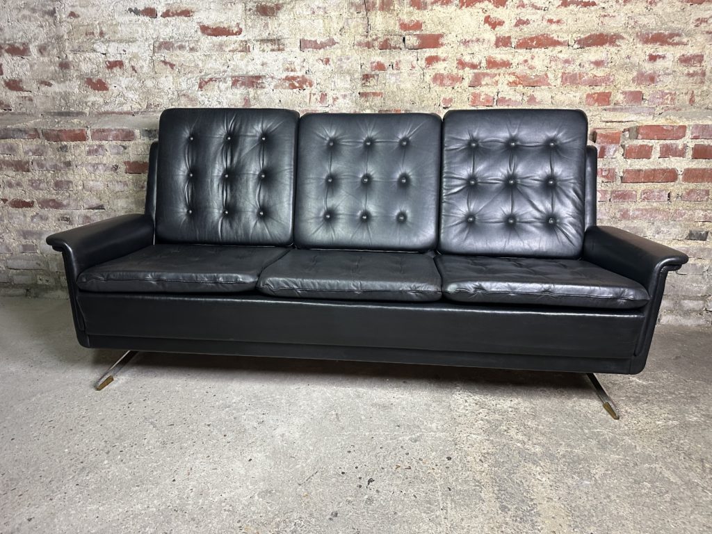 Brocante De La Ferme