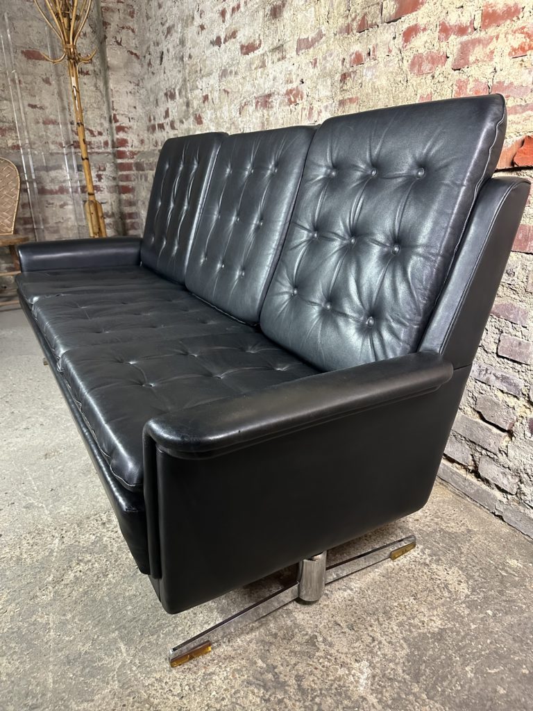 Brocante De La Ferme