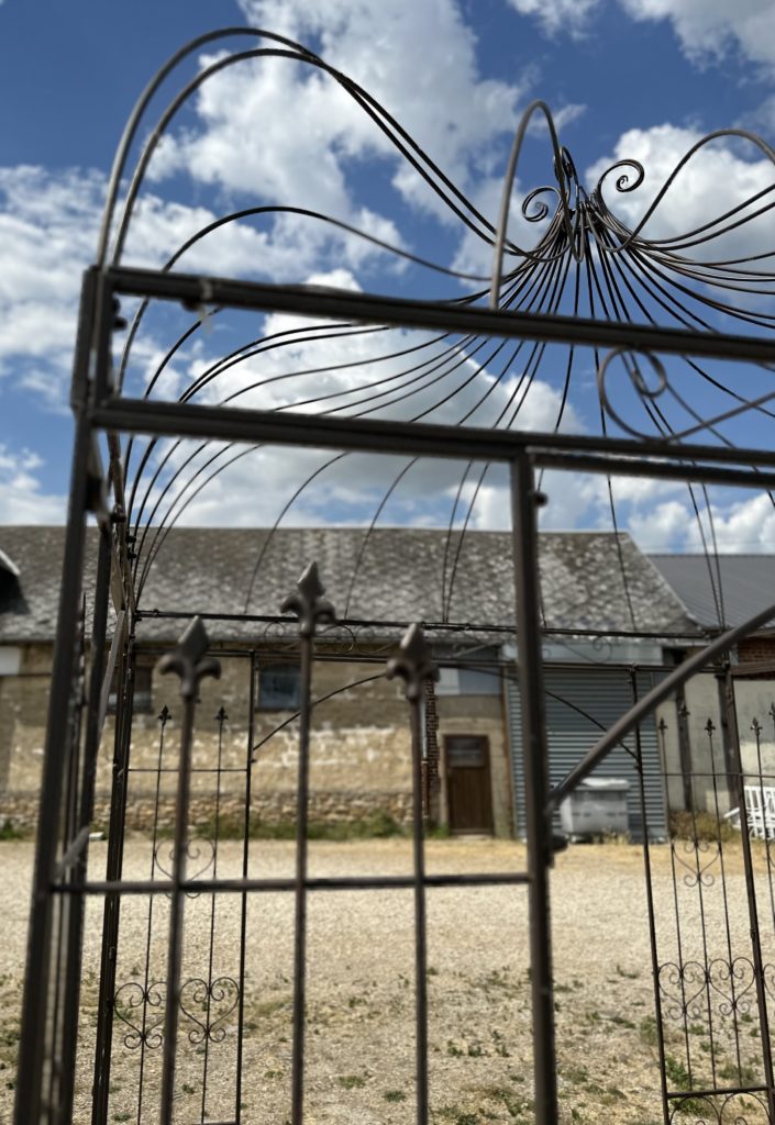 Brocante De La Ferme