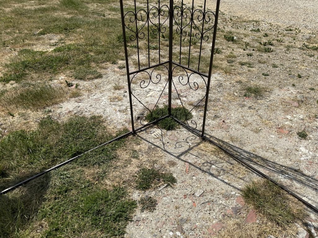 Brocante De La Ferme