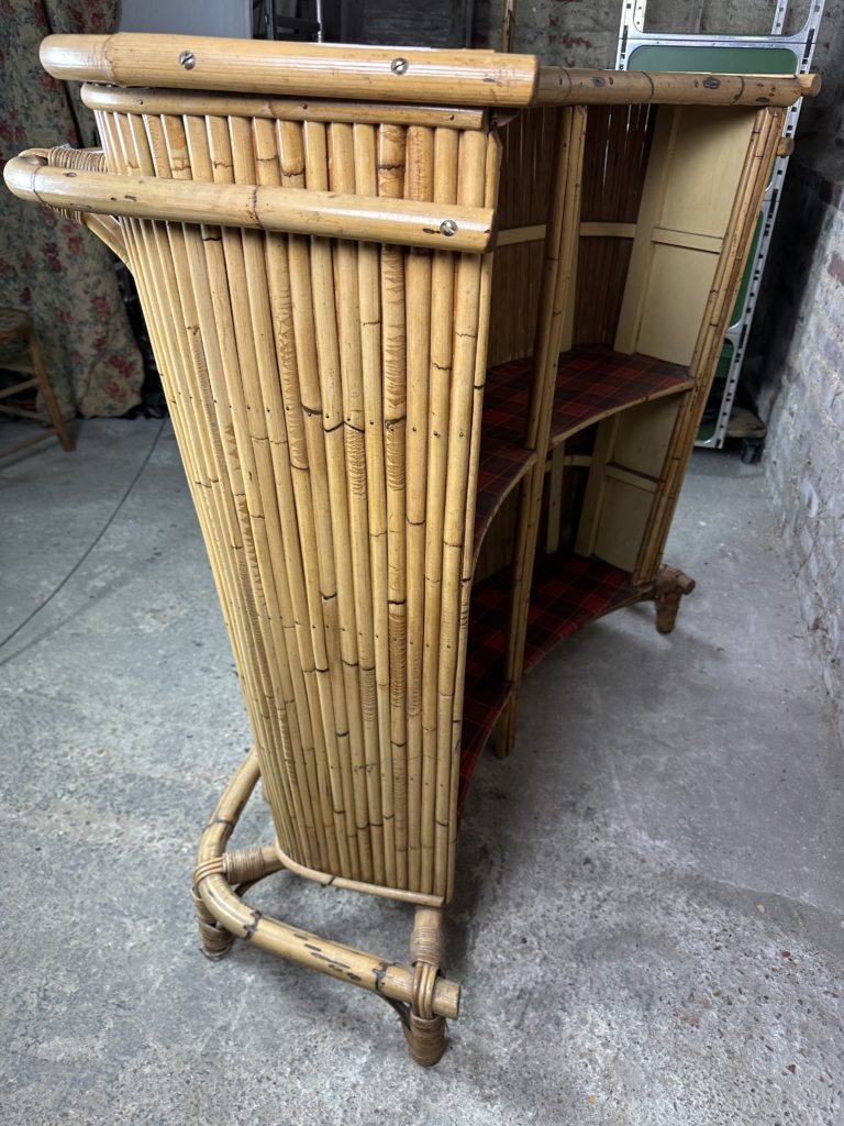 Brocante De La Ferme