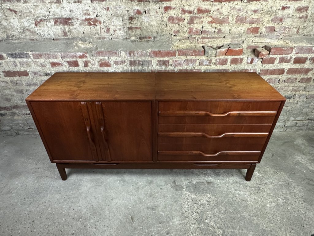 Brocante De La Ferme