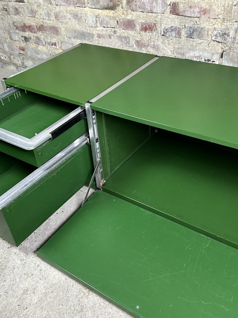 Brocante De La Ferme