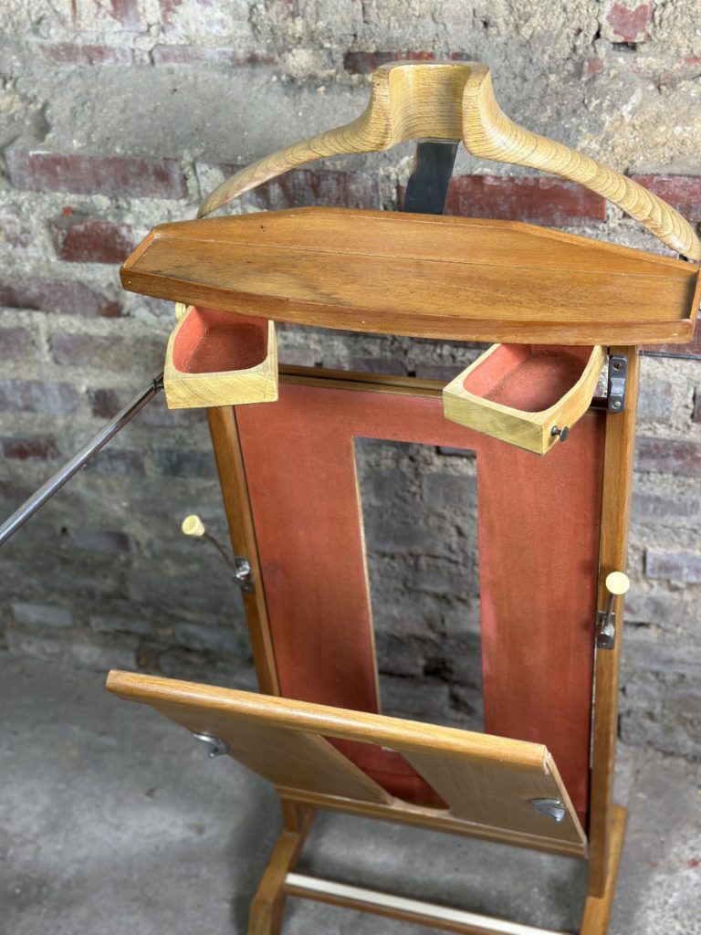 Brocante De La Ferme