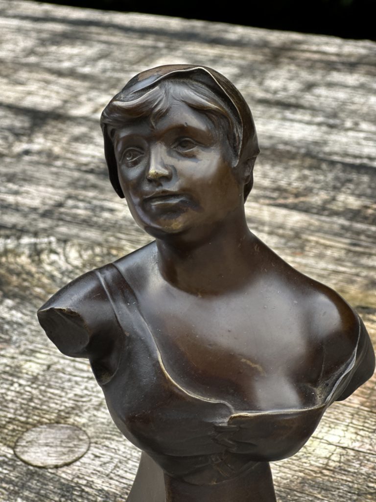 Brocante De La Ferme