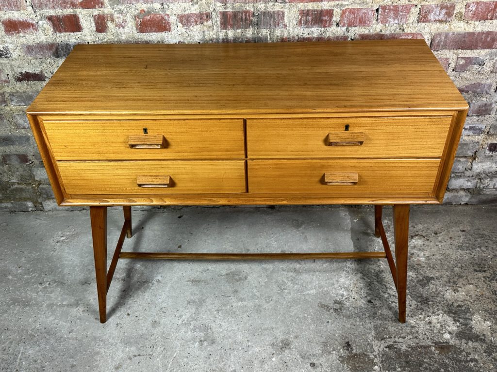 Brocante De La Ferme