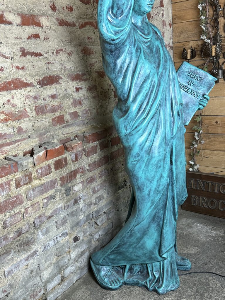 Brocante De La Ferme