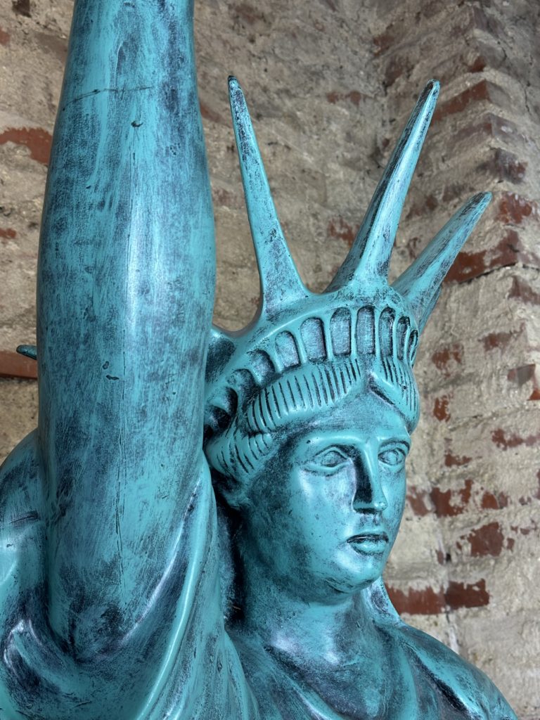Brocante De La Ferme