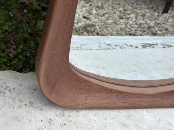 Miroir scandinave en bois brut teinte miel 122x90 cm – Image 10