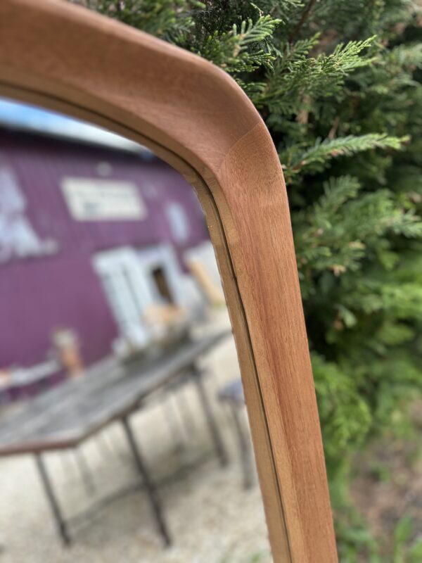 Miroir scandinave en bois brut teinte miel 122x90 cm – Image 11