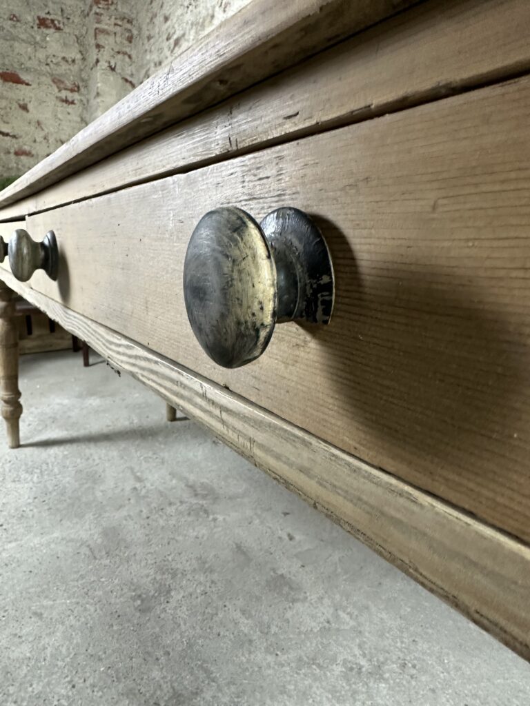Brocante De La Ferme