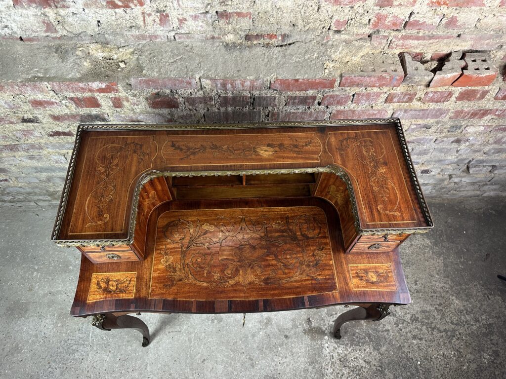 Brocante De La Ferme