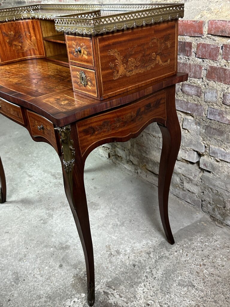 Brocante De La Ferme
