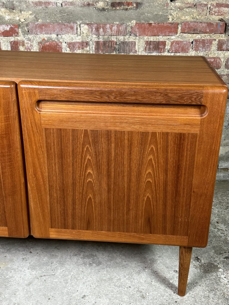 Brocante De La Ferme