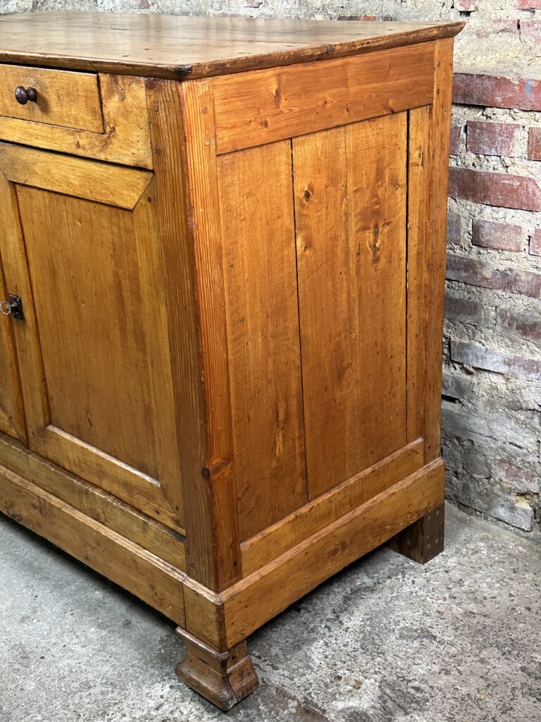 Brocante De La Ferme