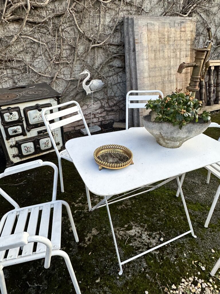 Brocante De La Ferme