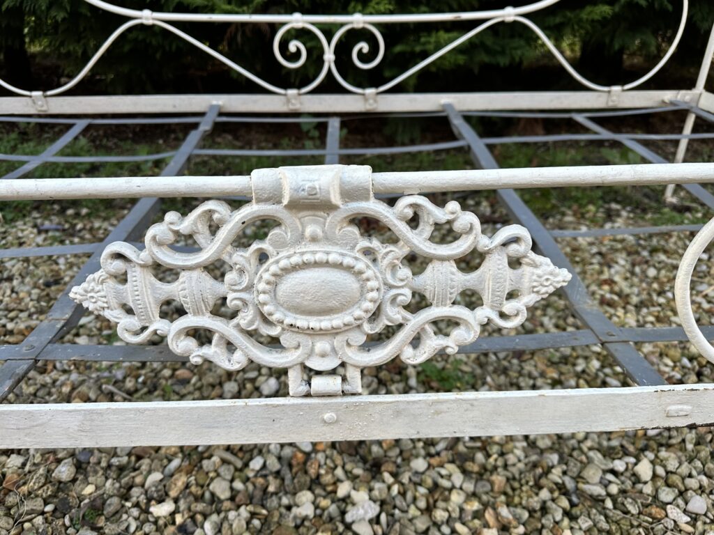 Brocante De La Ferme