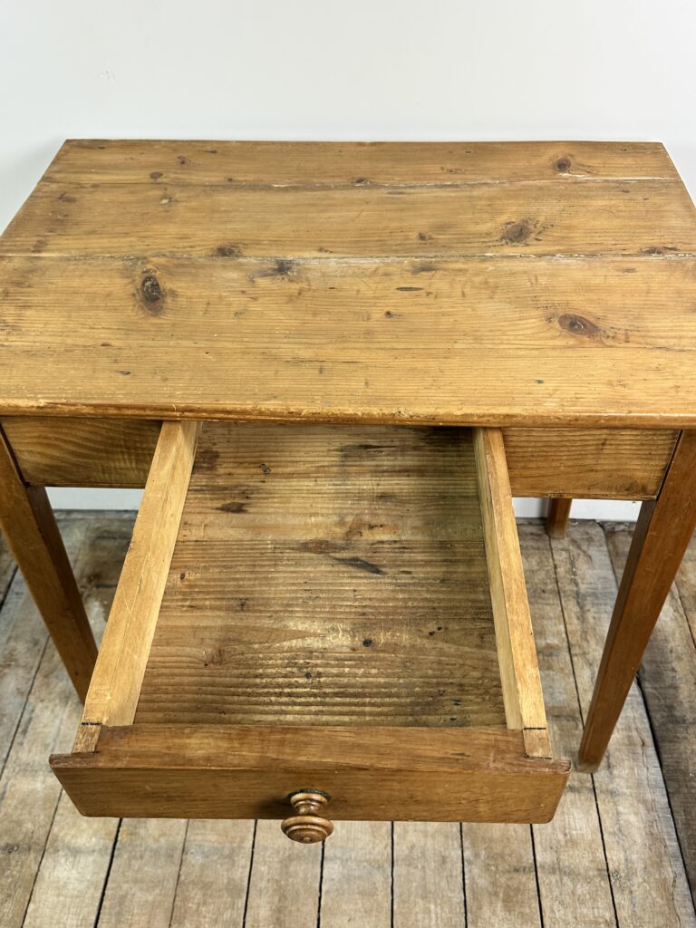 Brocante De La Ferme