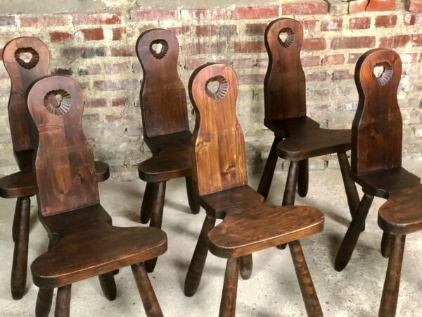 Chaises brutaliste de montagne (lot de 6) taillées à la gouge vintage 1960 – Image 2