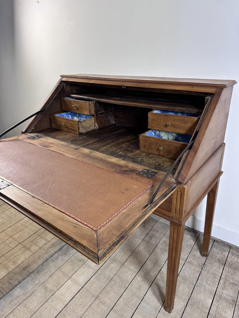 Brocante De La Ferme