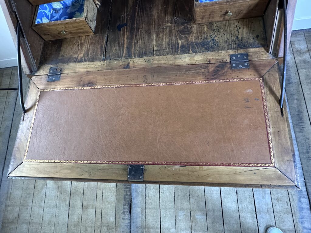 Brocante De La Ferme