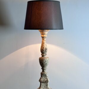 Lampe en bois patiné Shabby chic