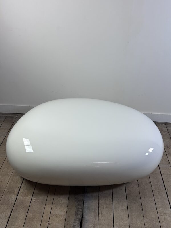 Table basse galet Khoisi par Naoto Fukasawa éditée par Driade Italie – Image 9