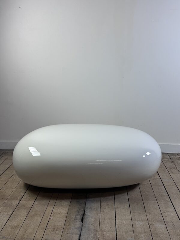 Table basse galet Khoisi par Naoto Fukasawa éditée par Driade Italie – Image 8