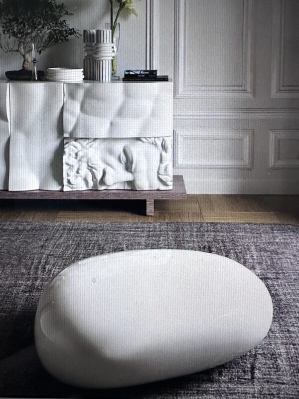 Table basse galet Khoisi par Naoto Fukasawa éditée par Driade Italie – Image 7