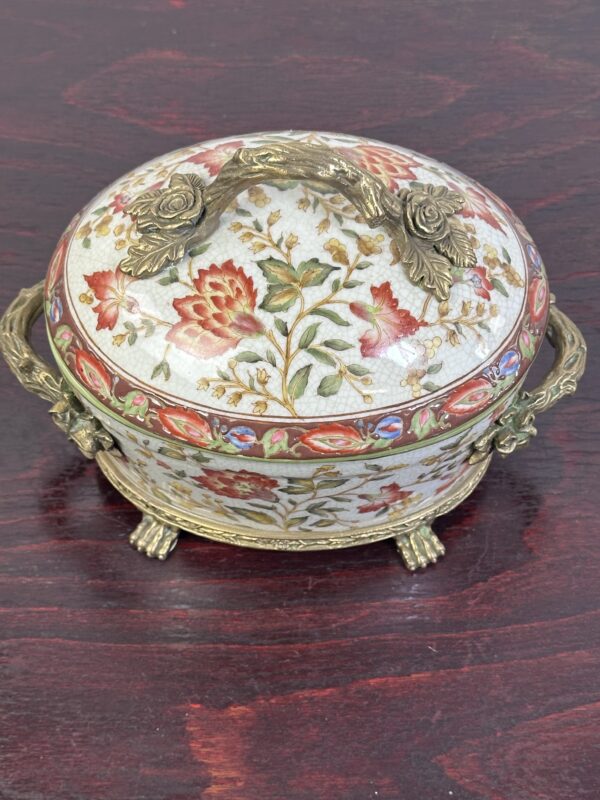 Pot en céramique émaillée et bronze de style Louis XV 22x16cm – Image 4