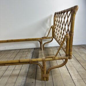 Alternative view of Lit en rotin et bambou vintage 1960