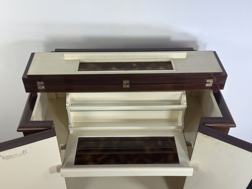 Brocante De La Ferme